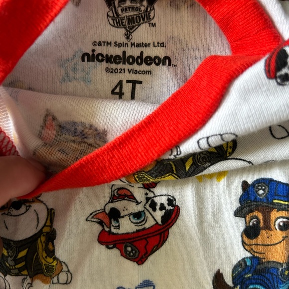 Nickelodeon Paw Patrol Long Sleeve Pajama Set. - Picture 3 of 3